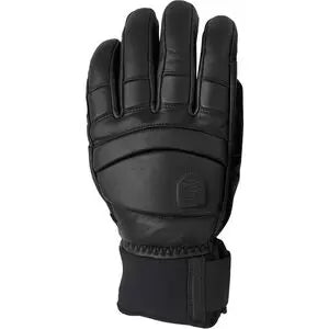 8Black/Black