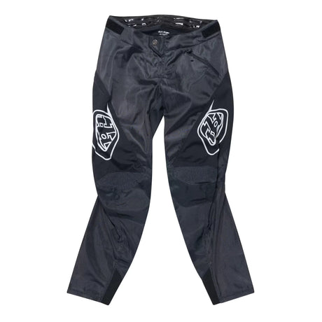 32Black