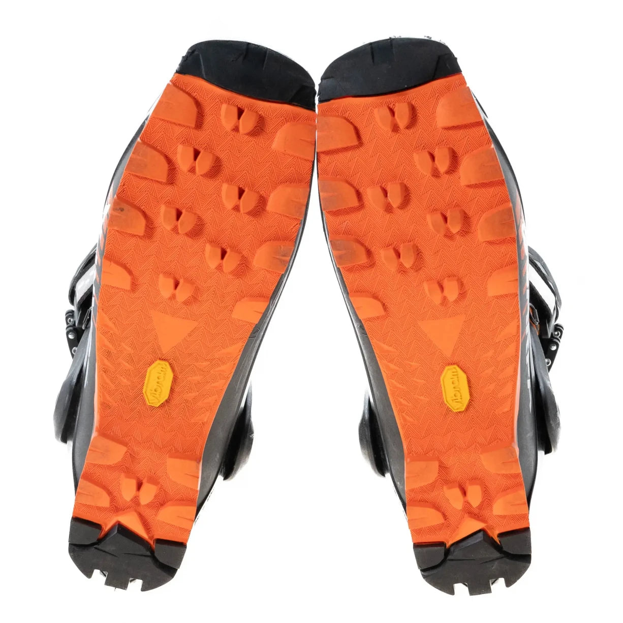 28Black/Orange