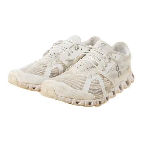 8White