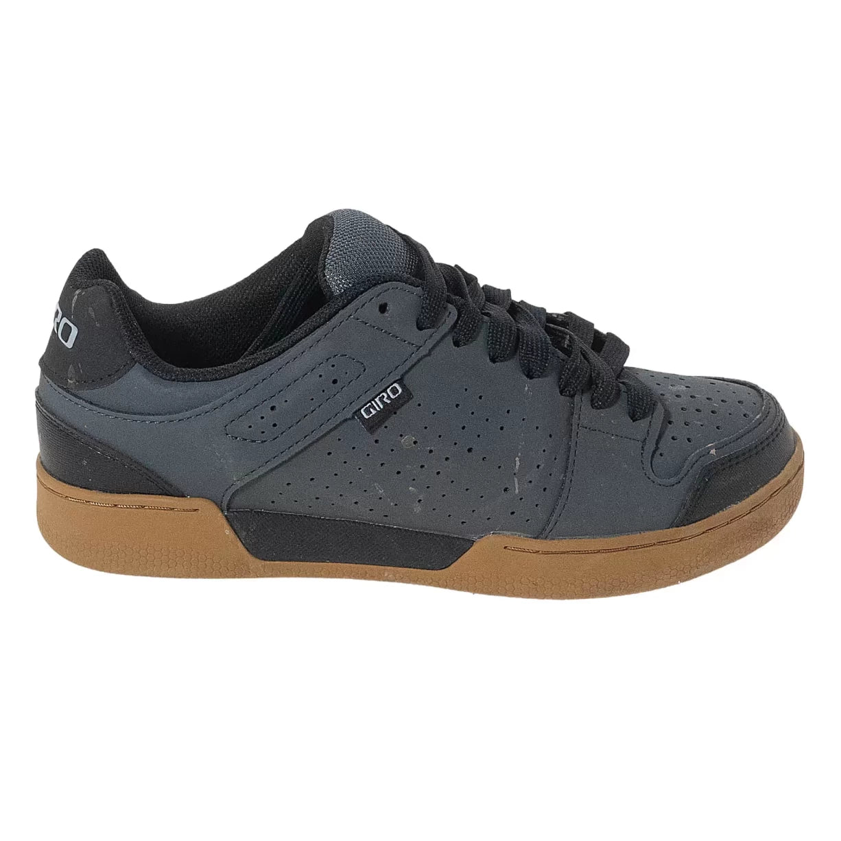 8Black/Brown