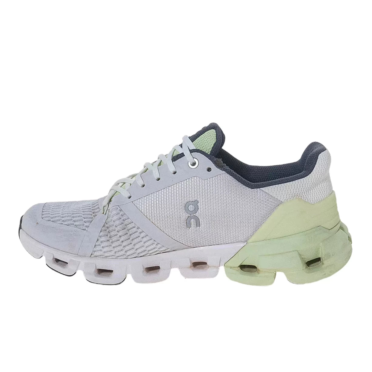 8White/Green