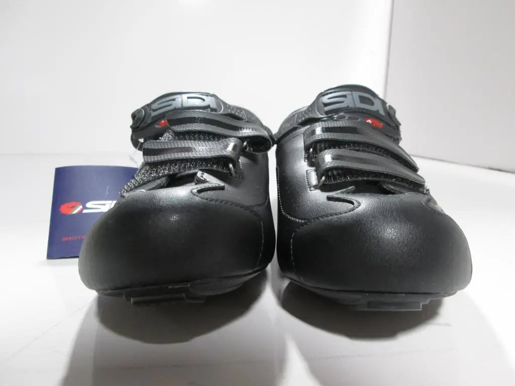 45Black/Black