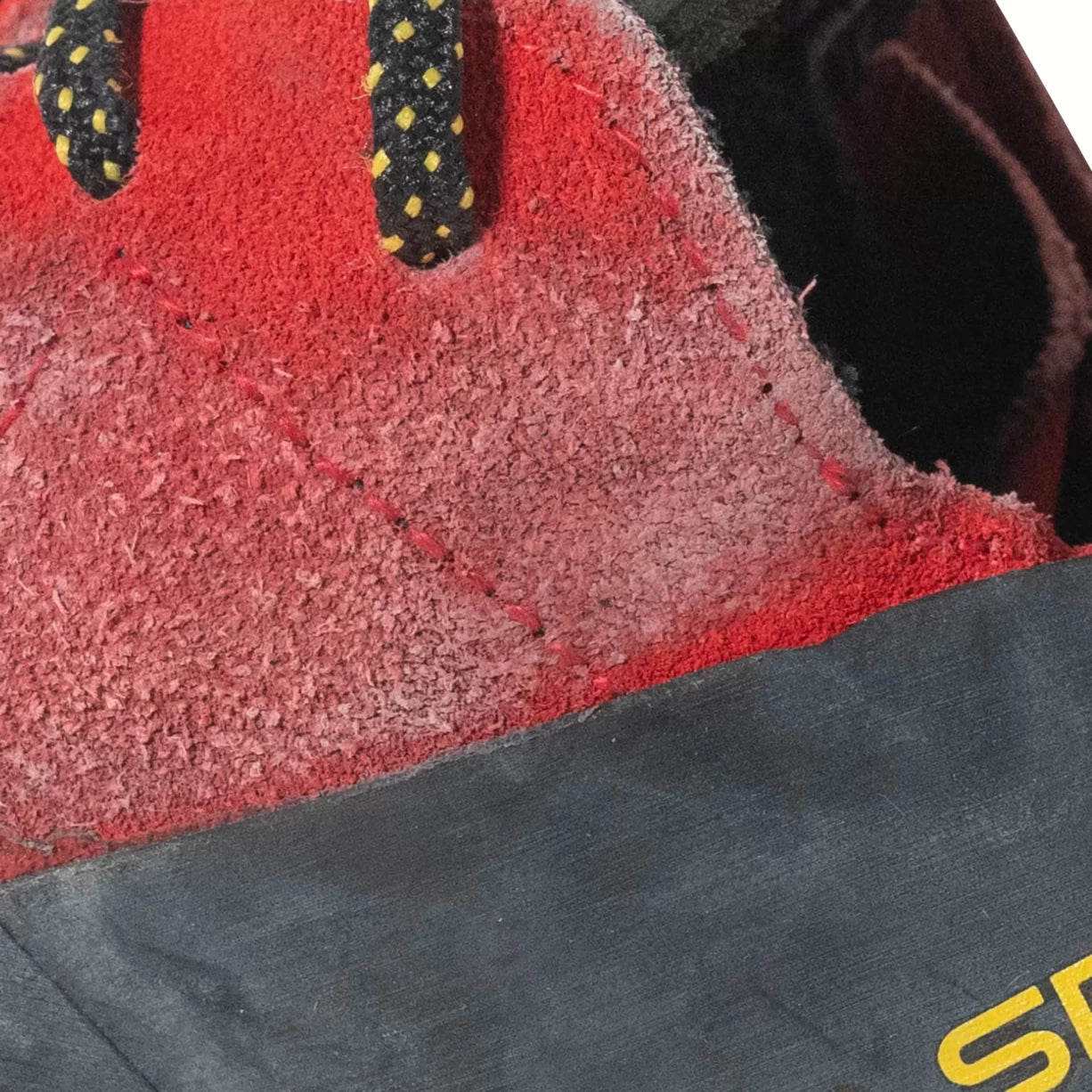 40.5Red/Black