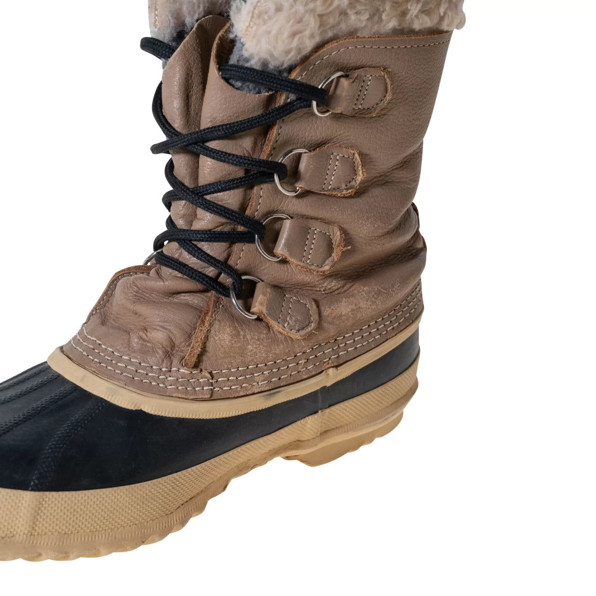 8Tan/Black