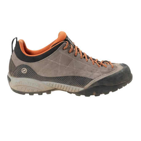 9Taupe