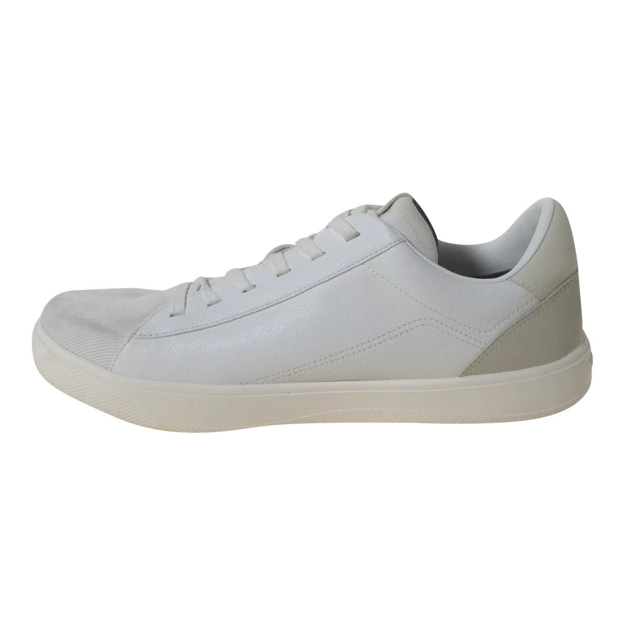 11White