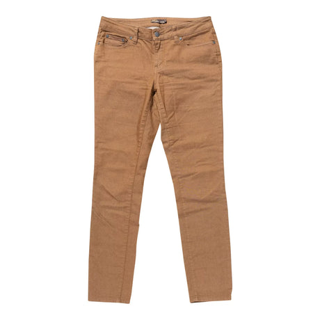 8 / 29Brown