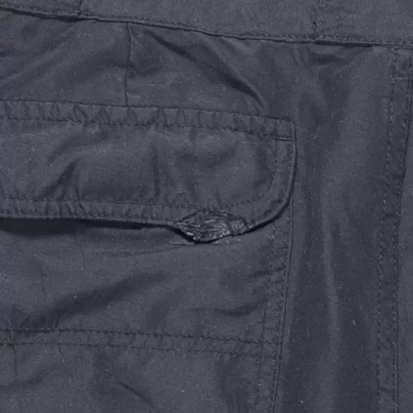 32Black