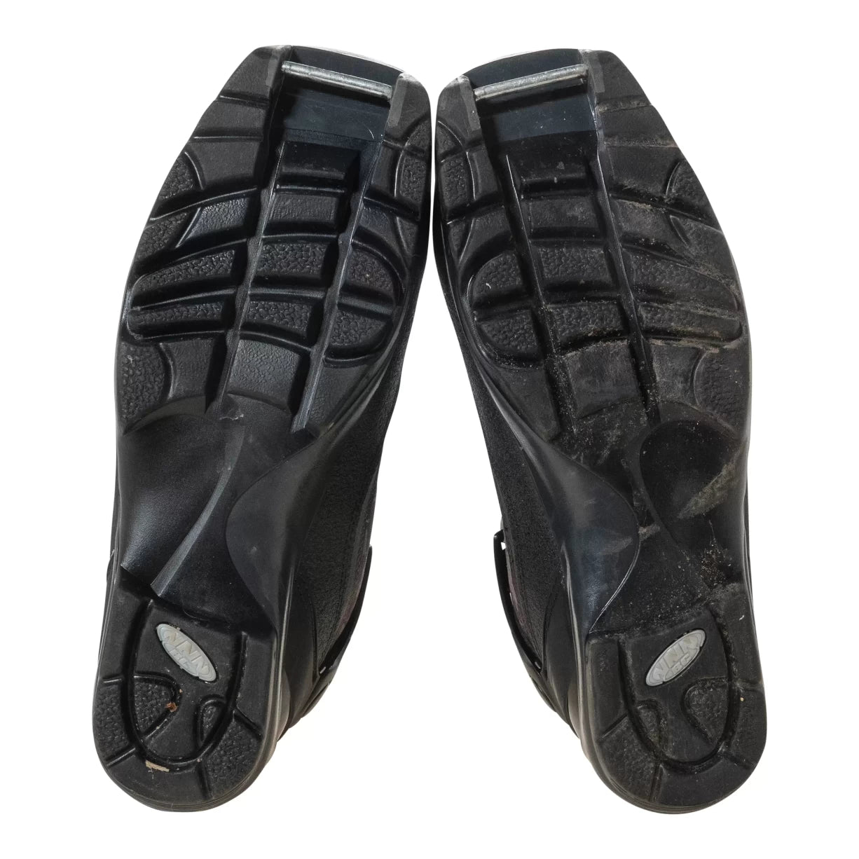 44.0Black