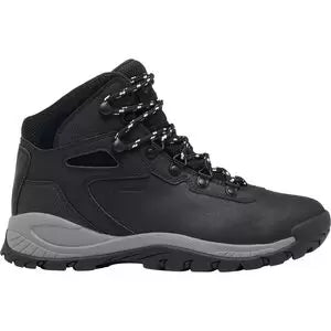 8Black/Chalk2