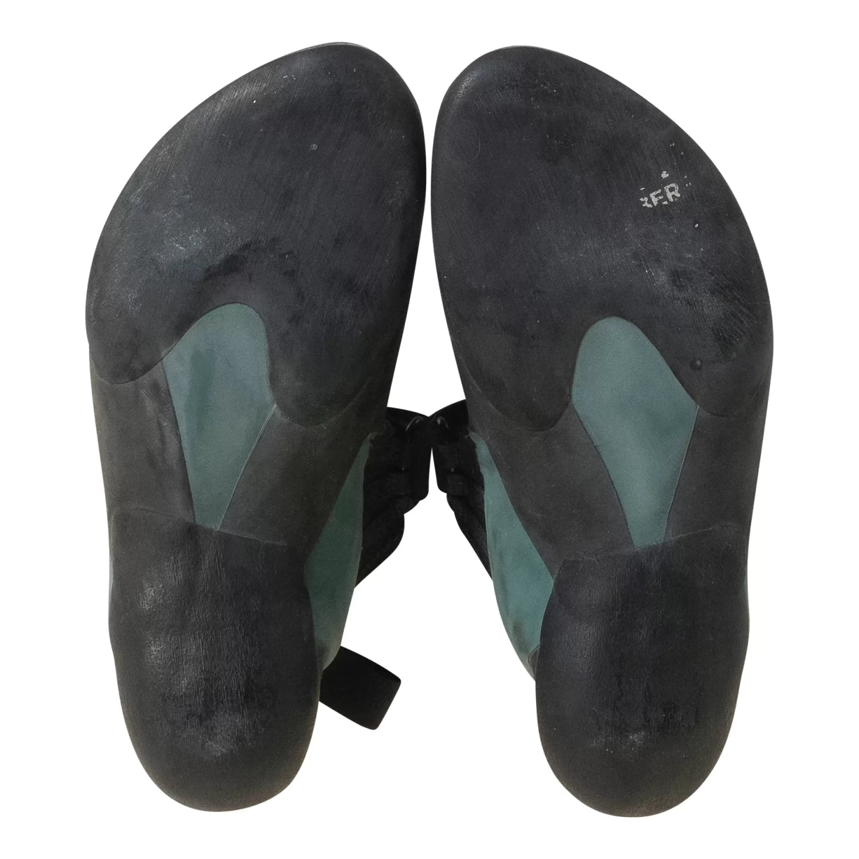 38Black/Blue