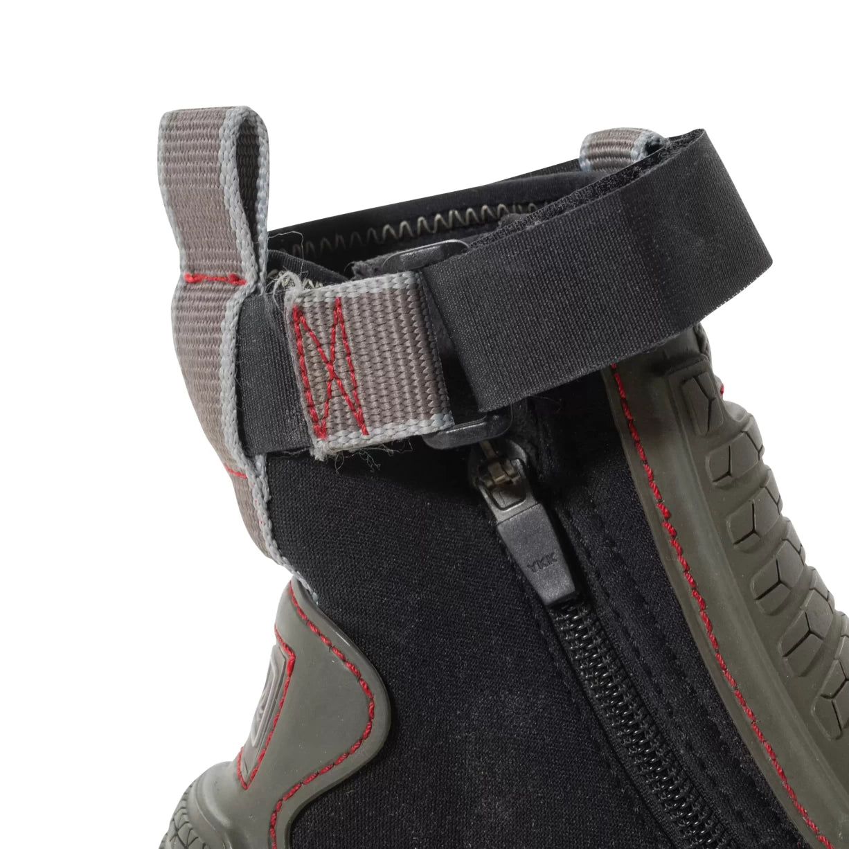 8Black/Olive