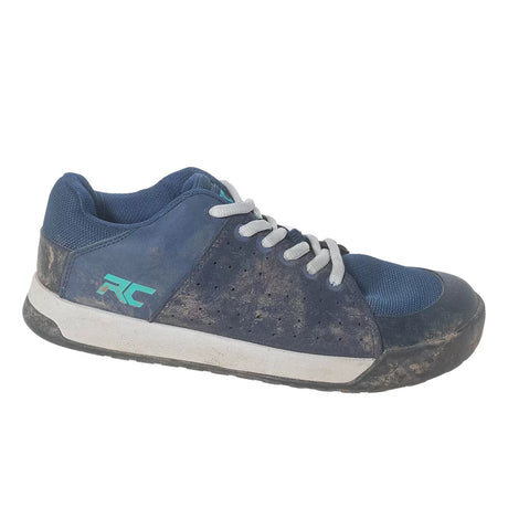 10Blue