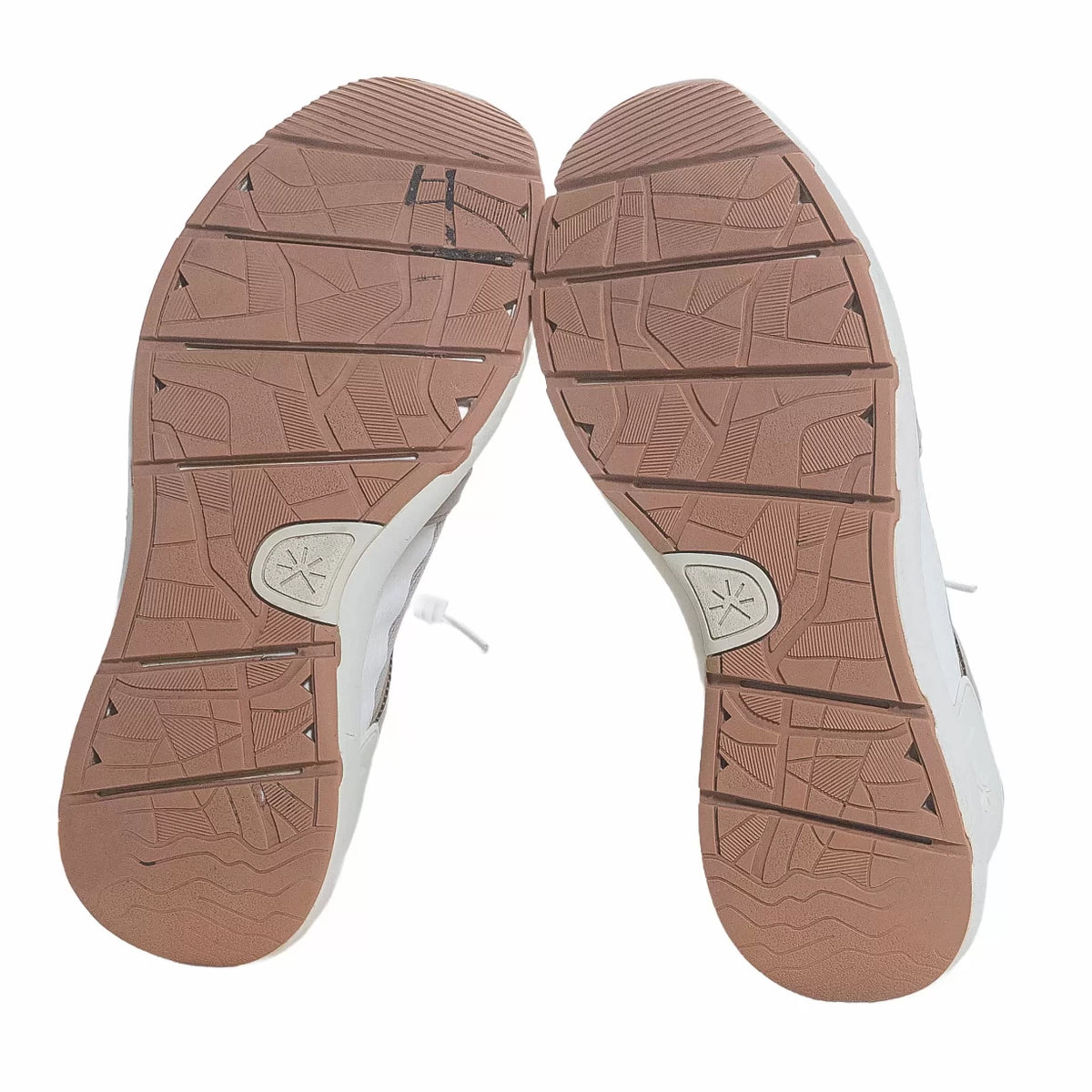 41.0Taupe
