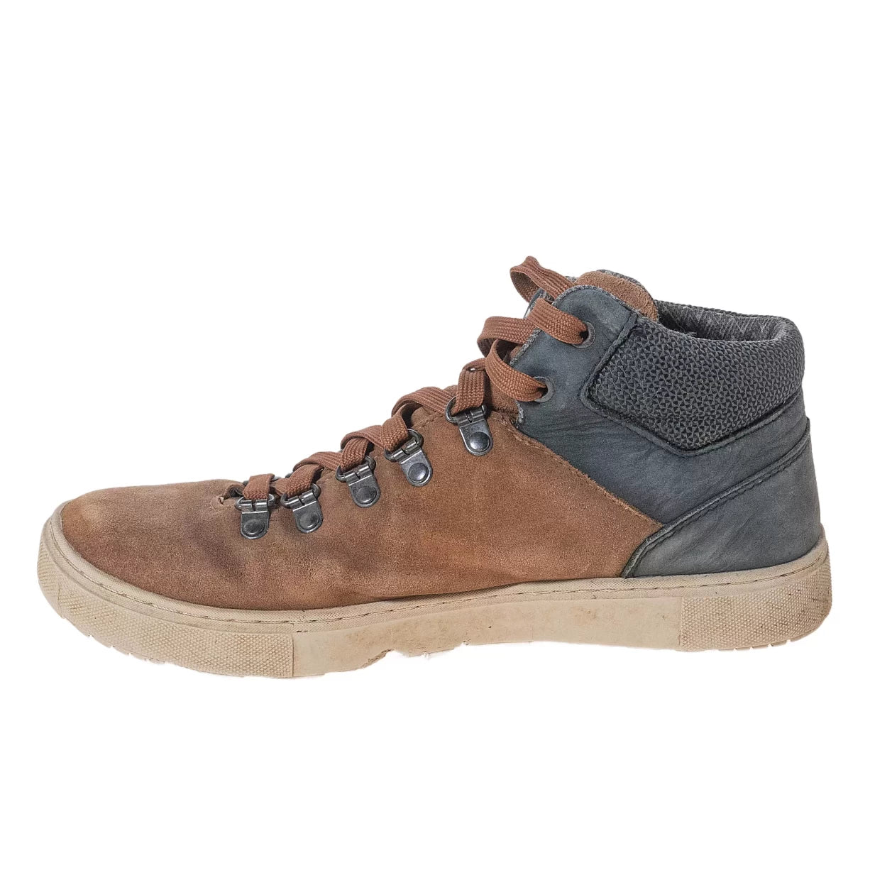 9Camel Brown