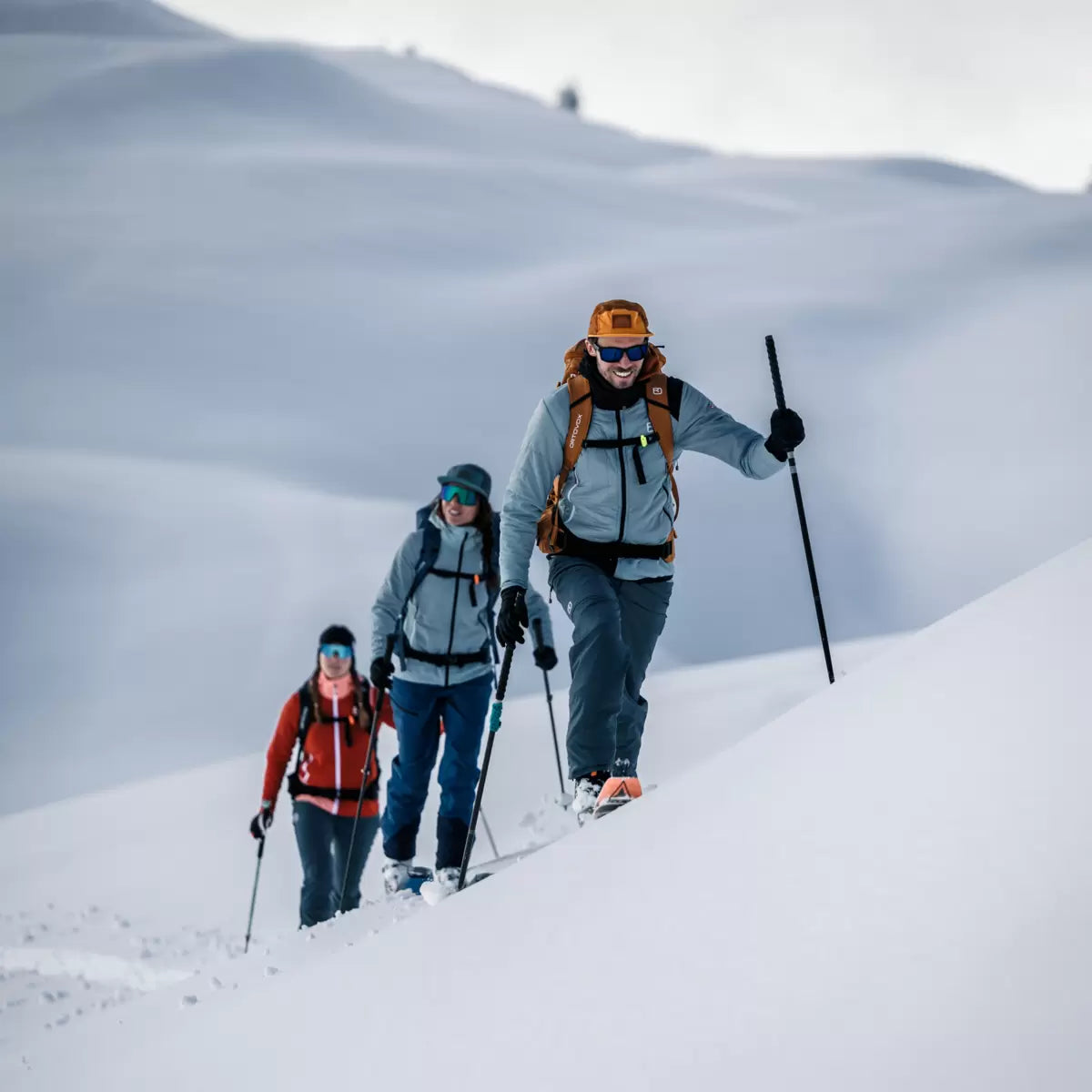 MGlacier Grey