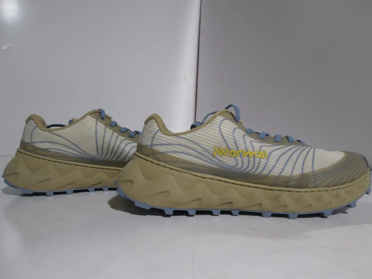   Mens 8/Womens 9Sand/Blue