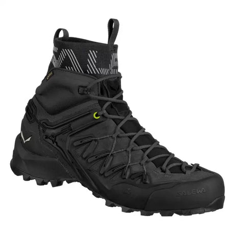 10Black/Black