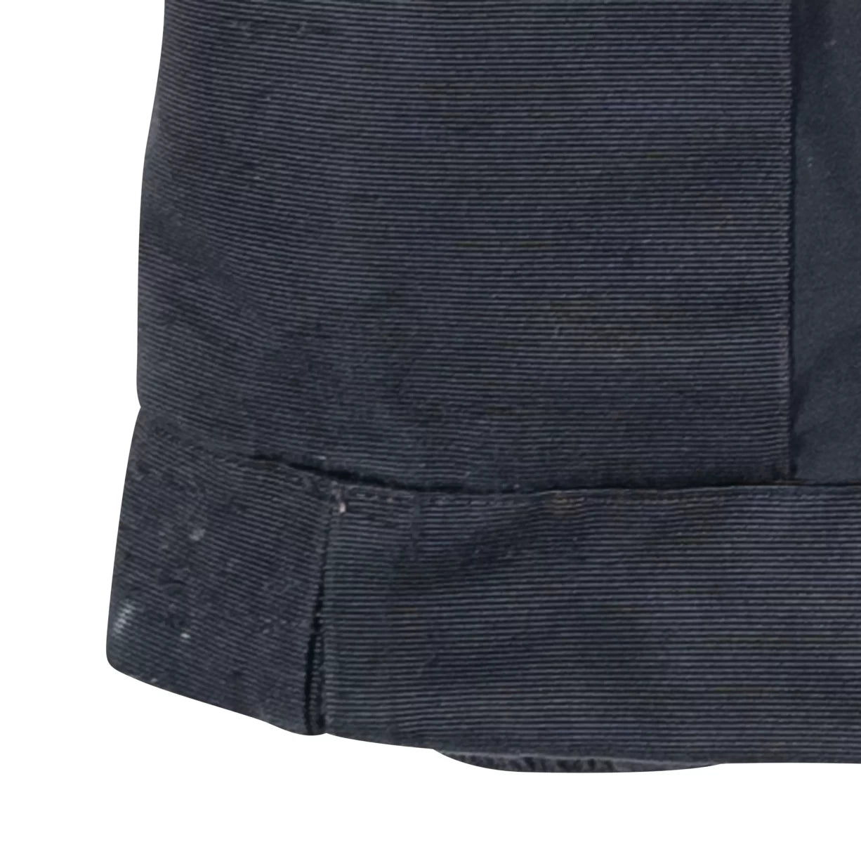 16Black