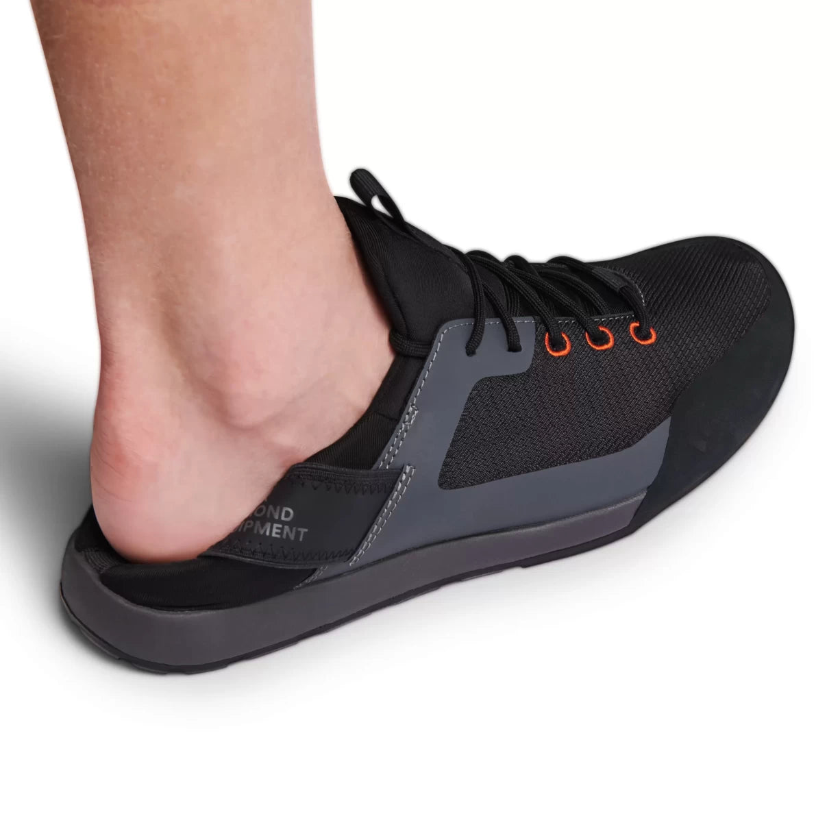 9.5Black-Octane