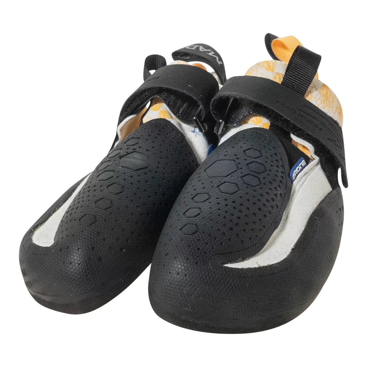 39.0Black/Blue
