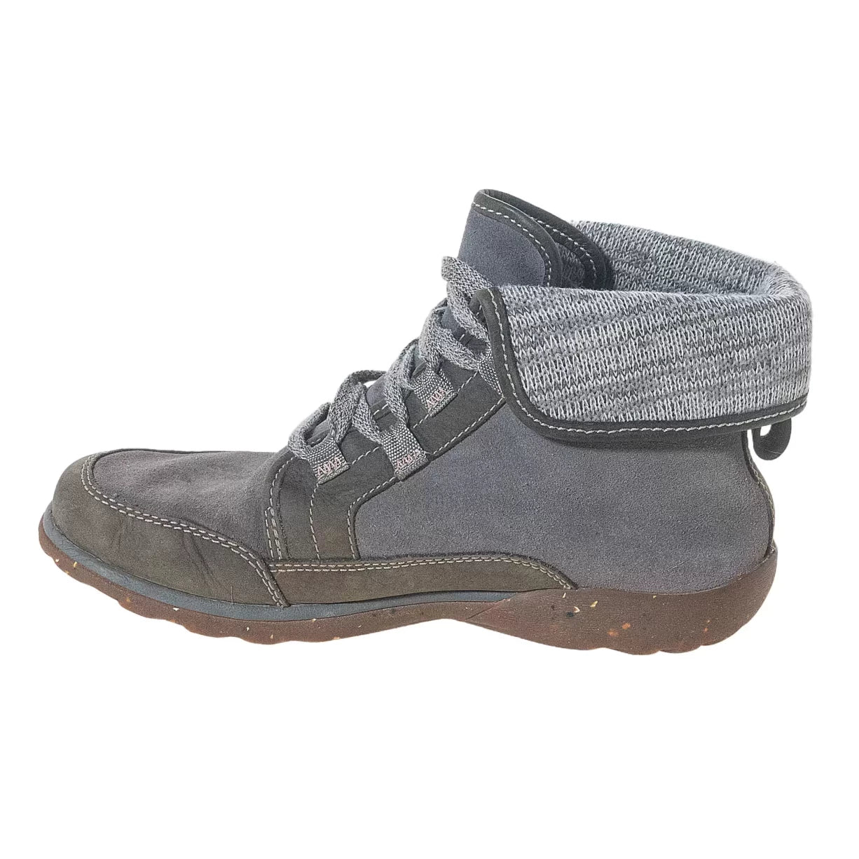 8Grey