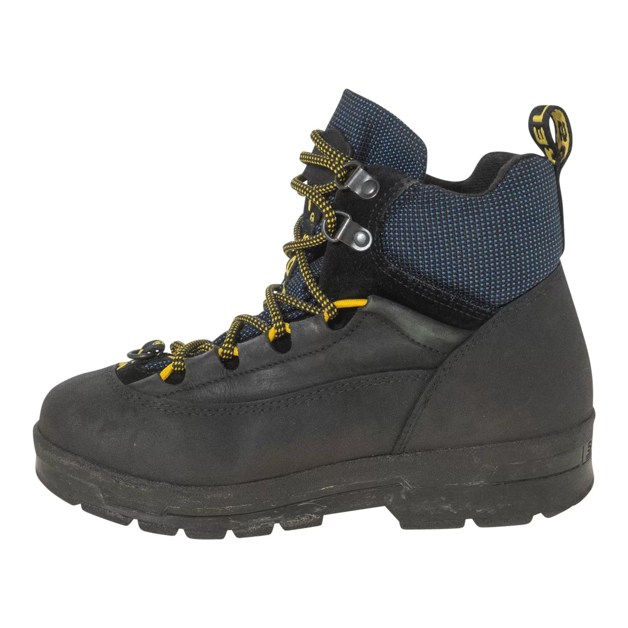 8Black/Blue