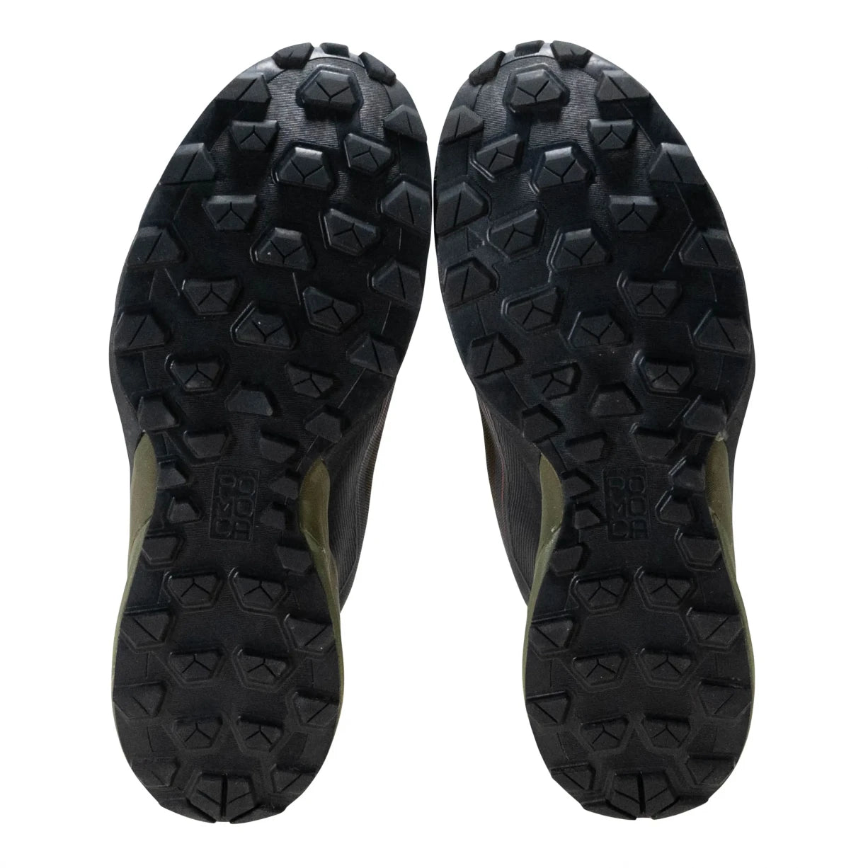 12Black/Olive