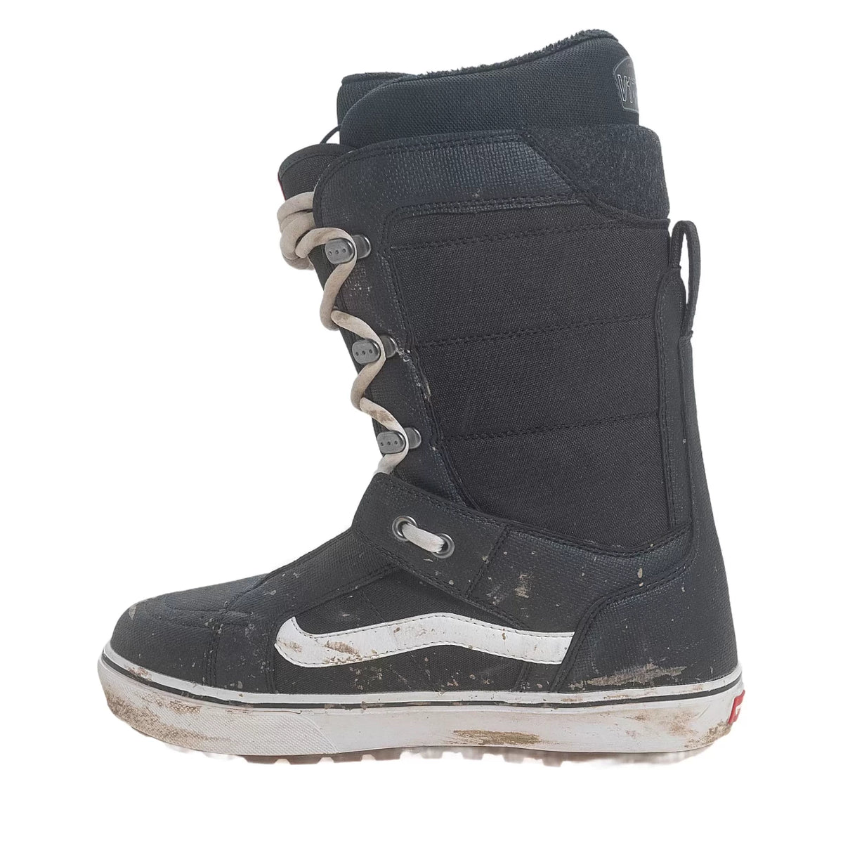11Black/White