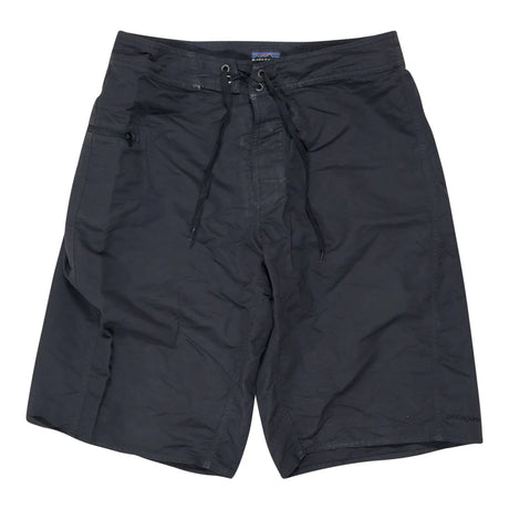 32Black