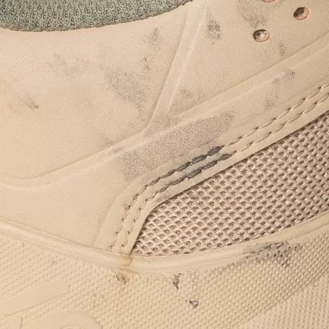 8Tan