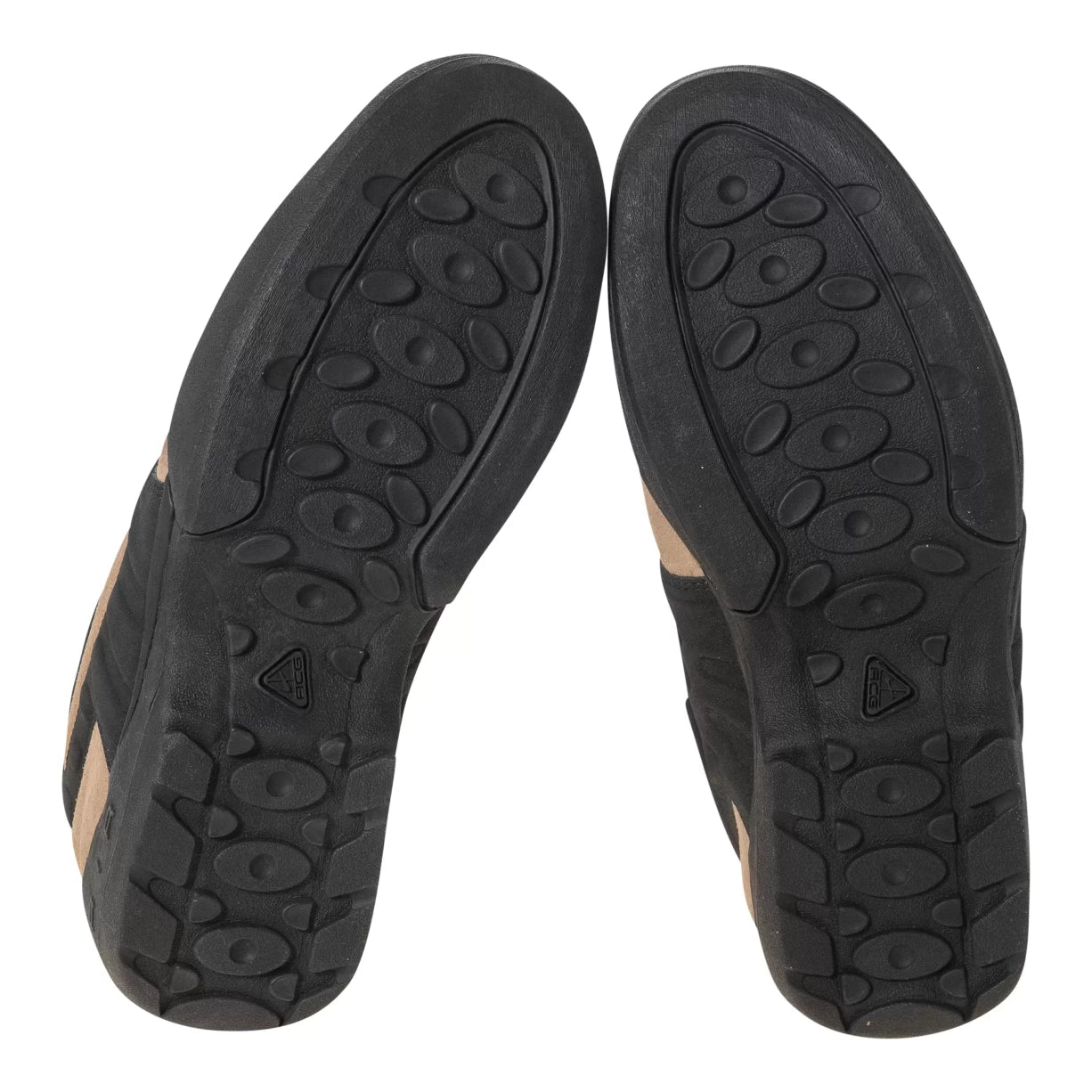 15Black/Tan