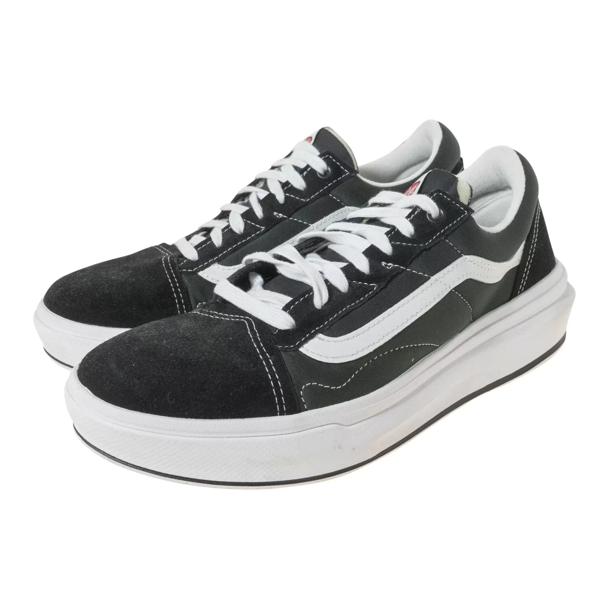 12Black/White