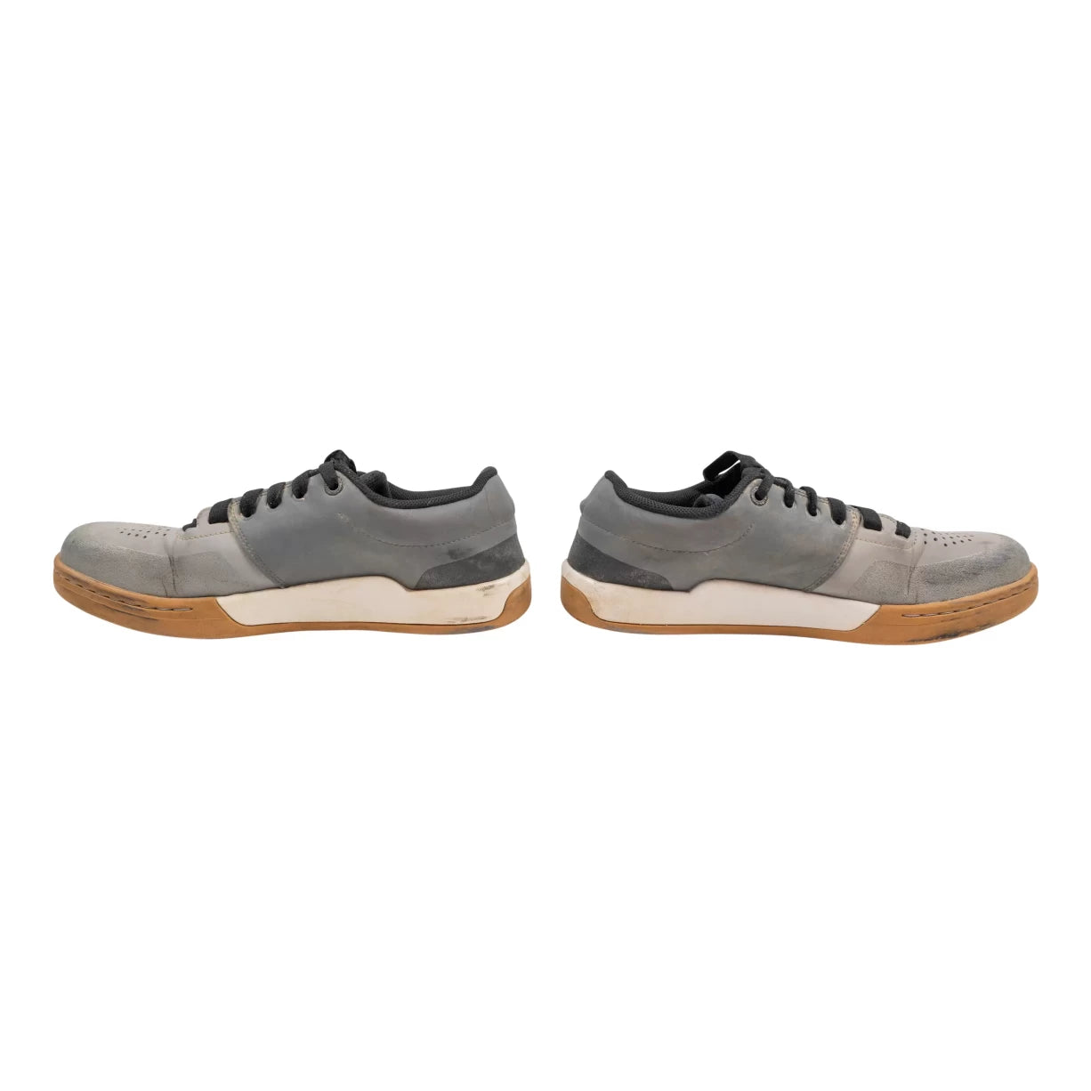 9.5Grey