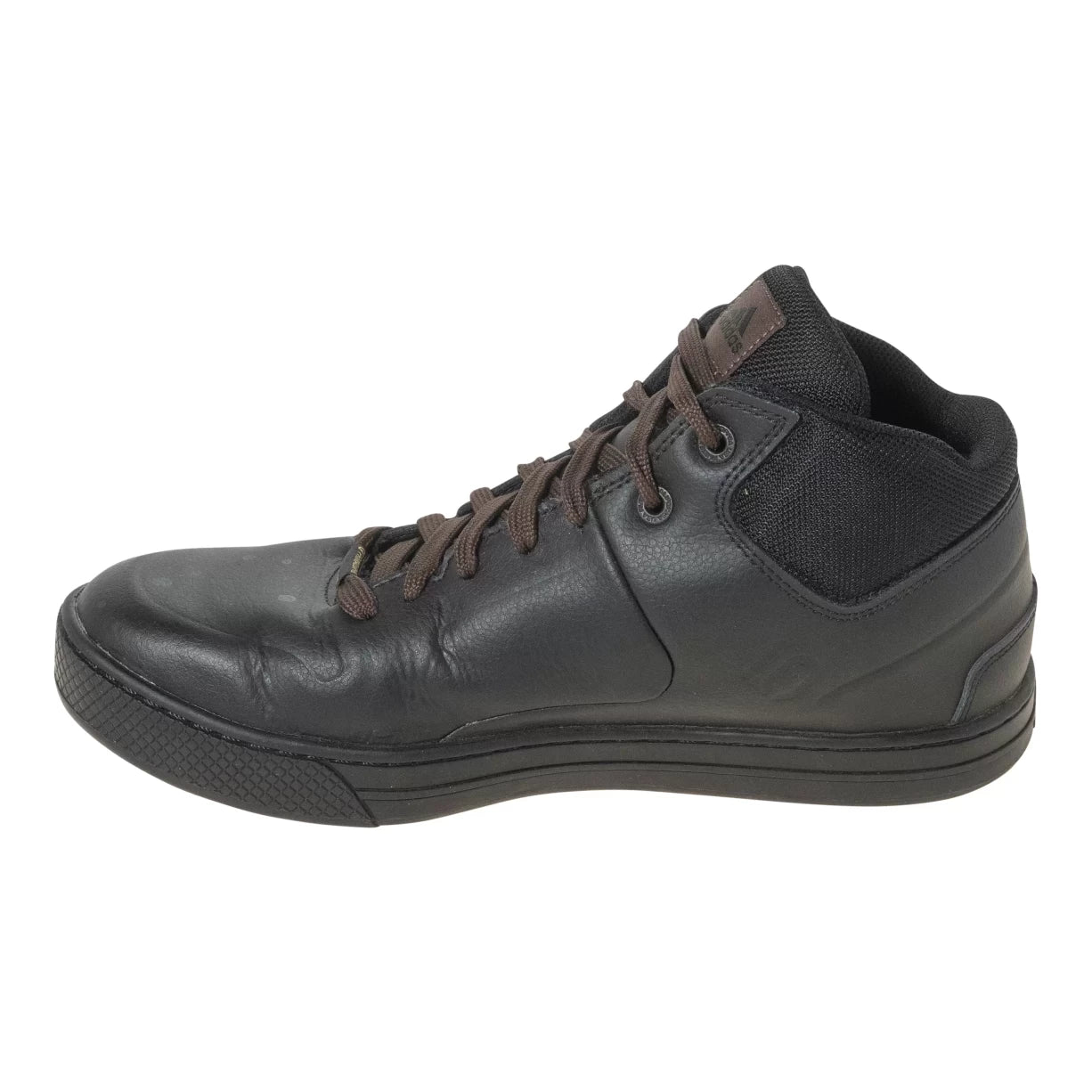 11Black/Brown