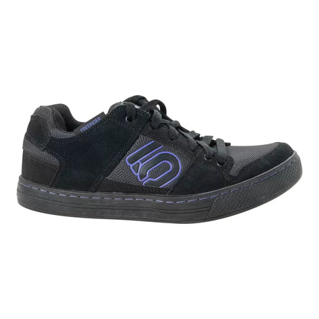 9.5Black
