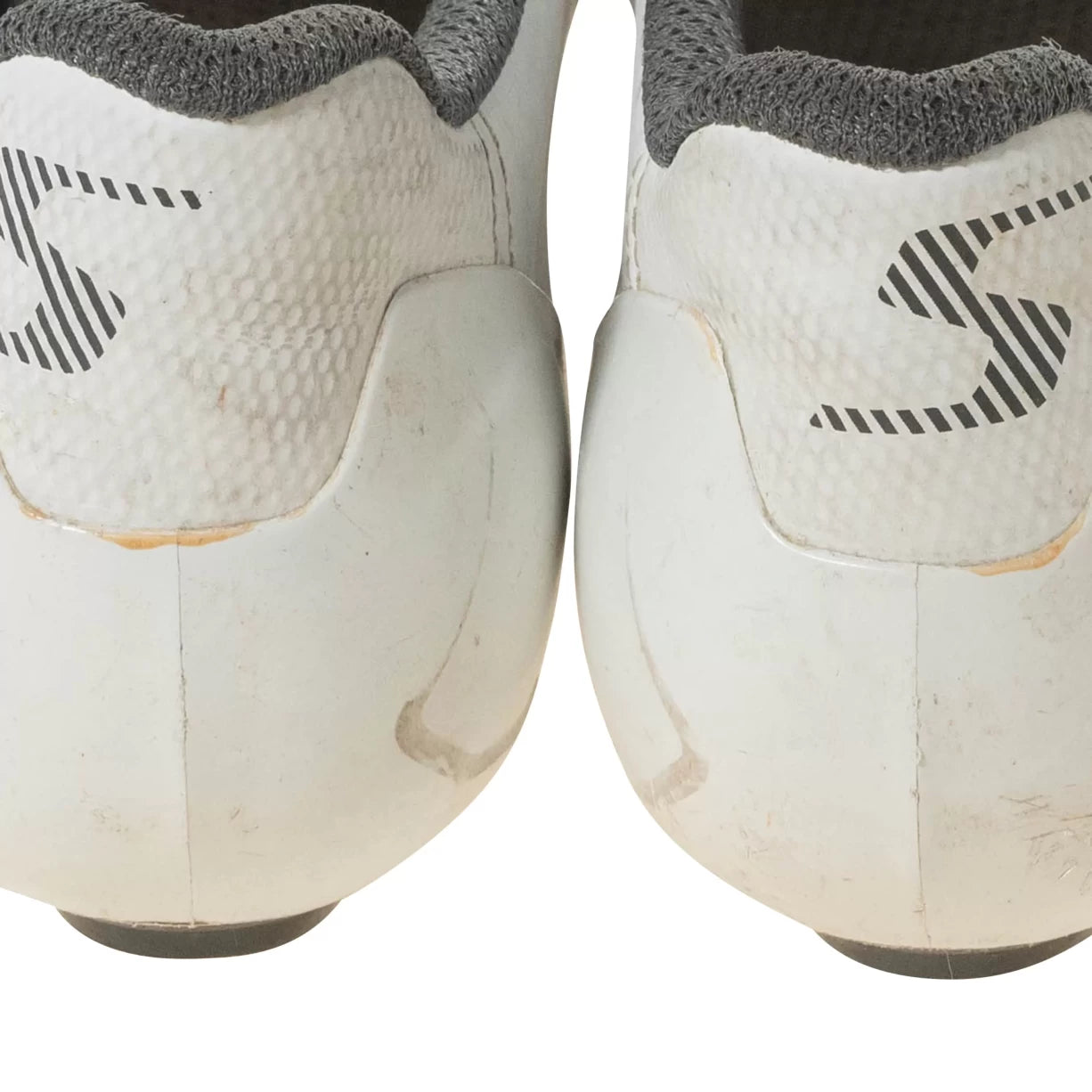 41.0White