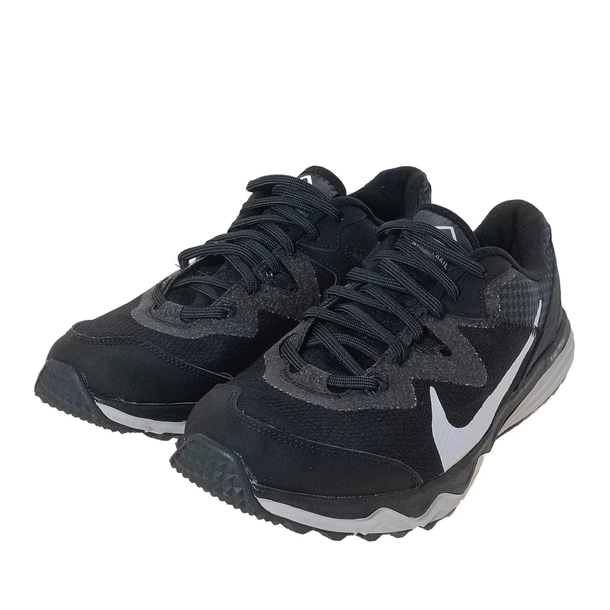 12Black/White
