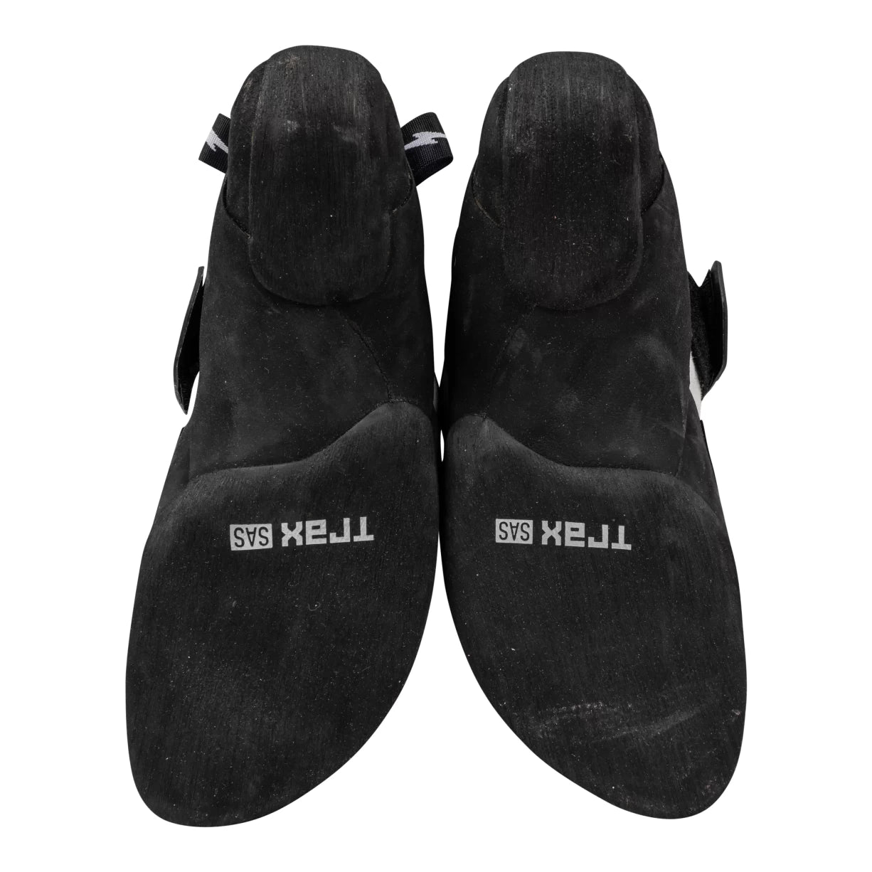 39.5Black/White