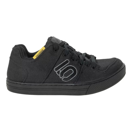 8Black