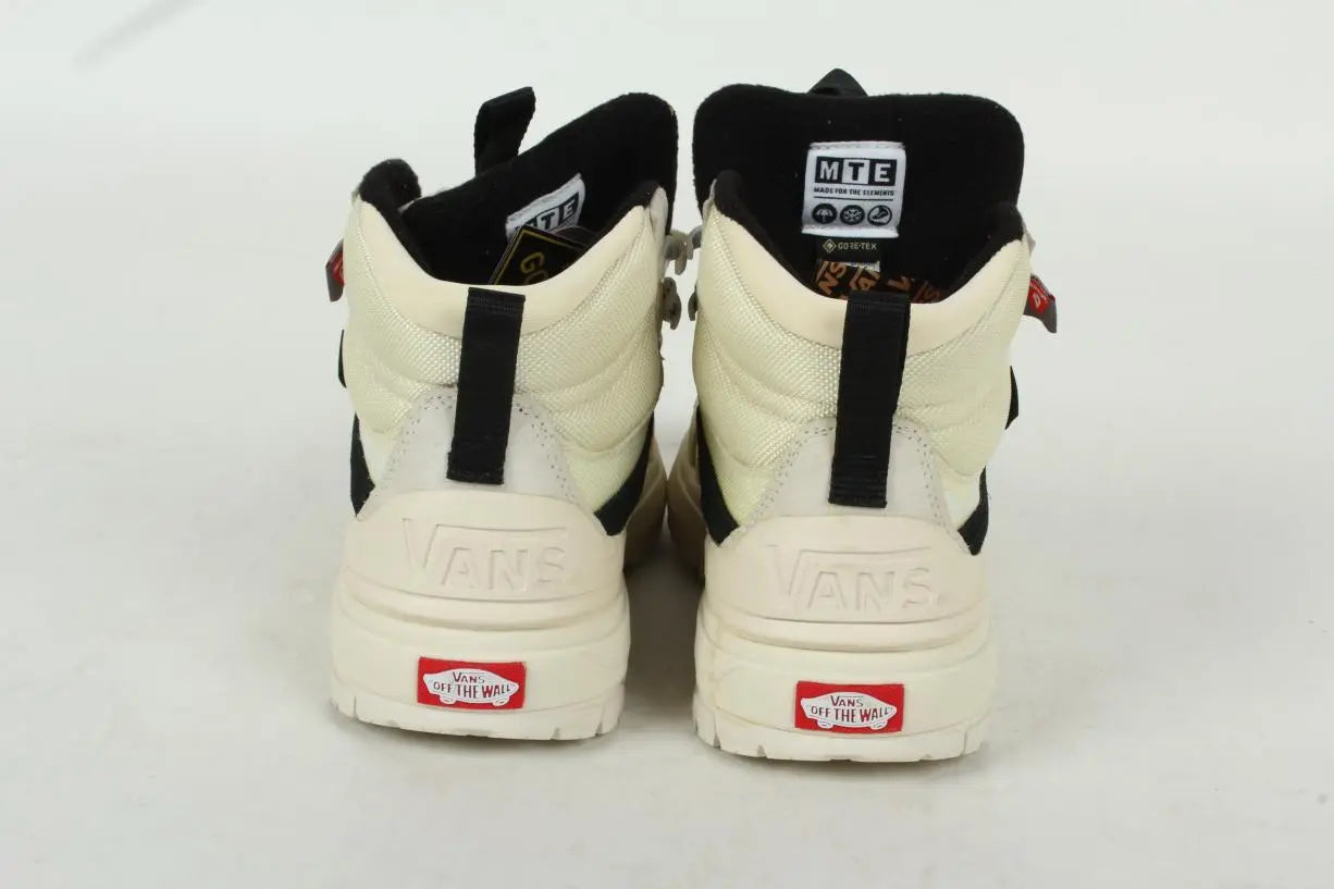 Mens 8/Womens 9.5Marshmallow