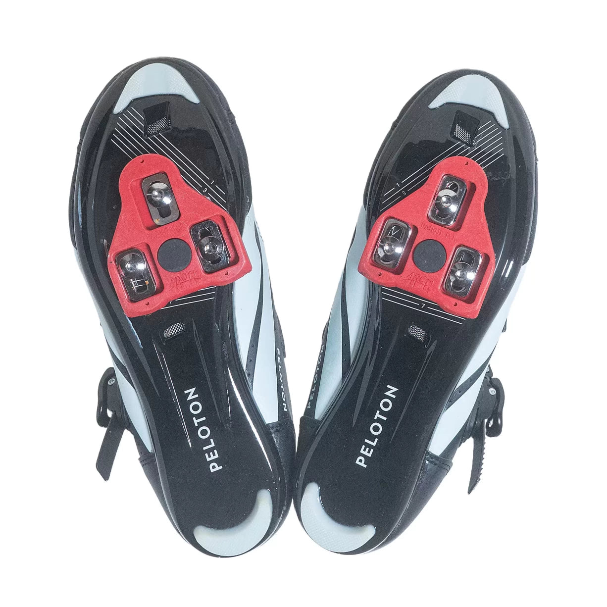 39.0Black