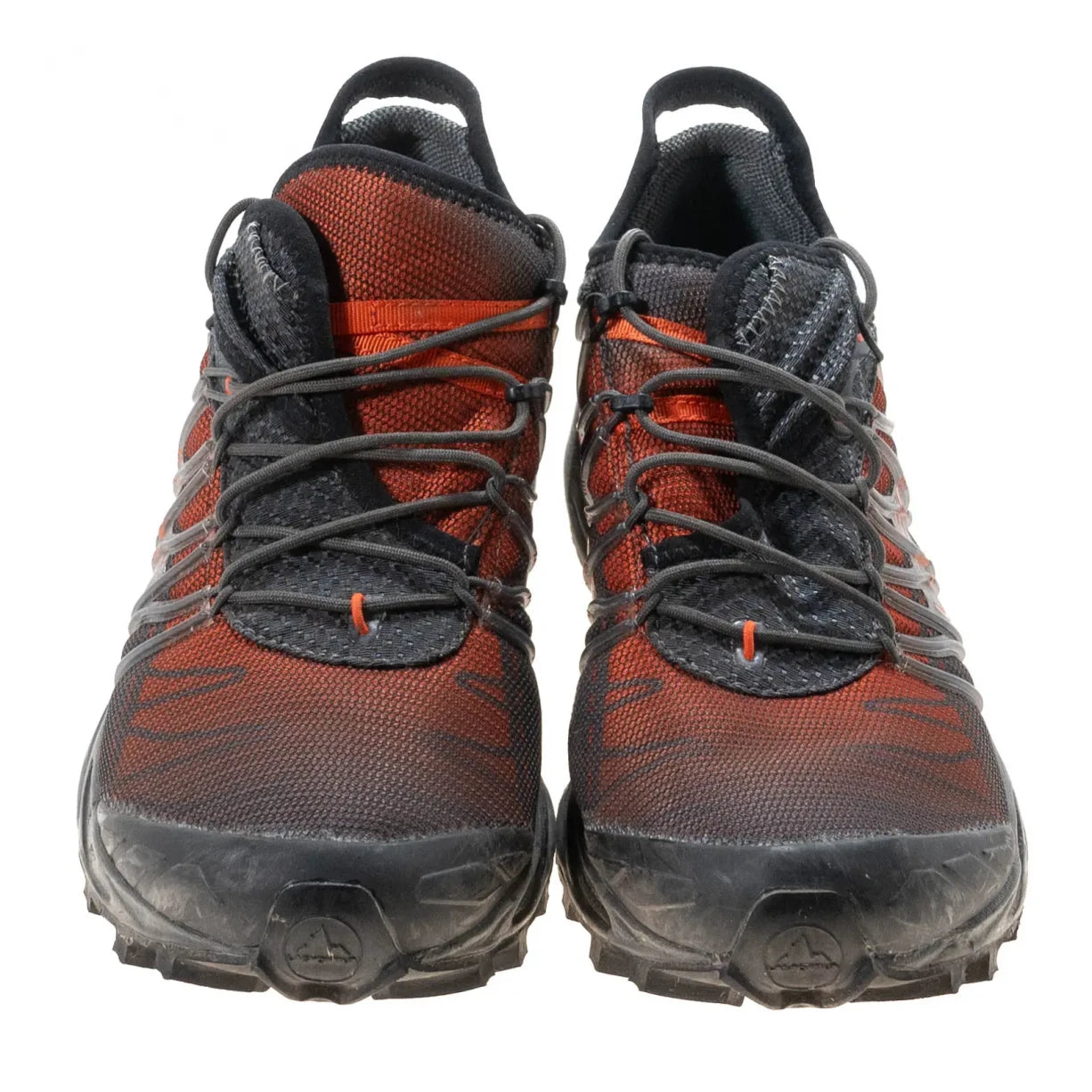 11Black/Tangerine Orange