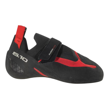 13Black/Red