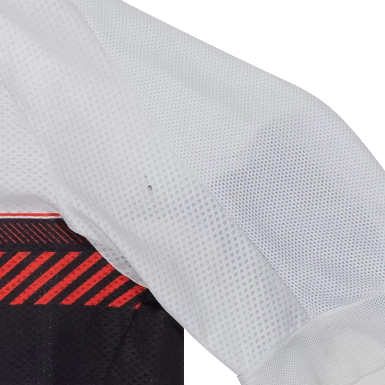 3XBlack/White/Red