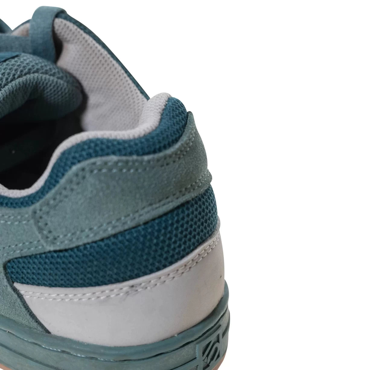 9Teal
