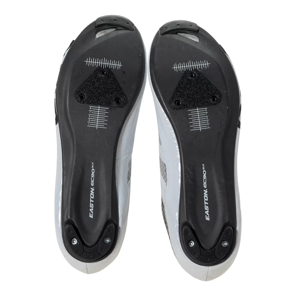 44.5White/Black