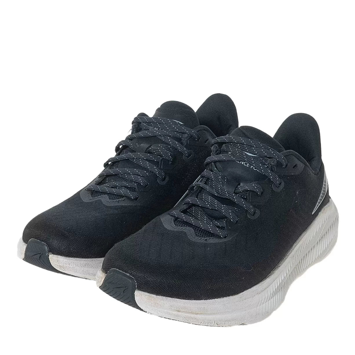 8.5Black/White