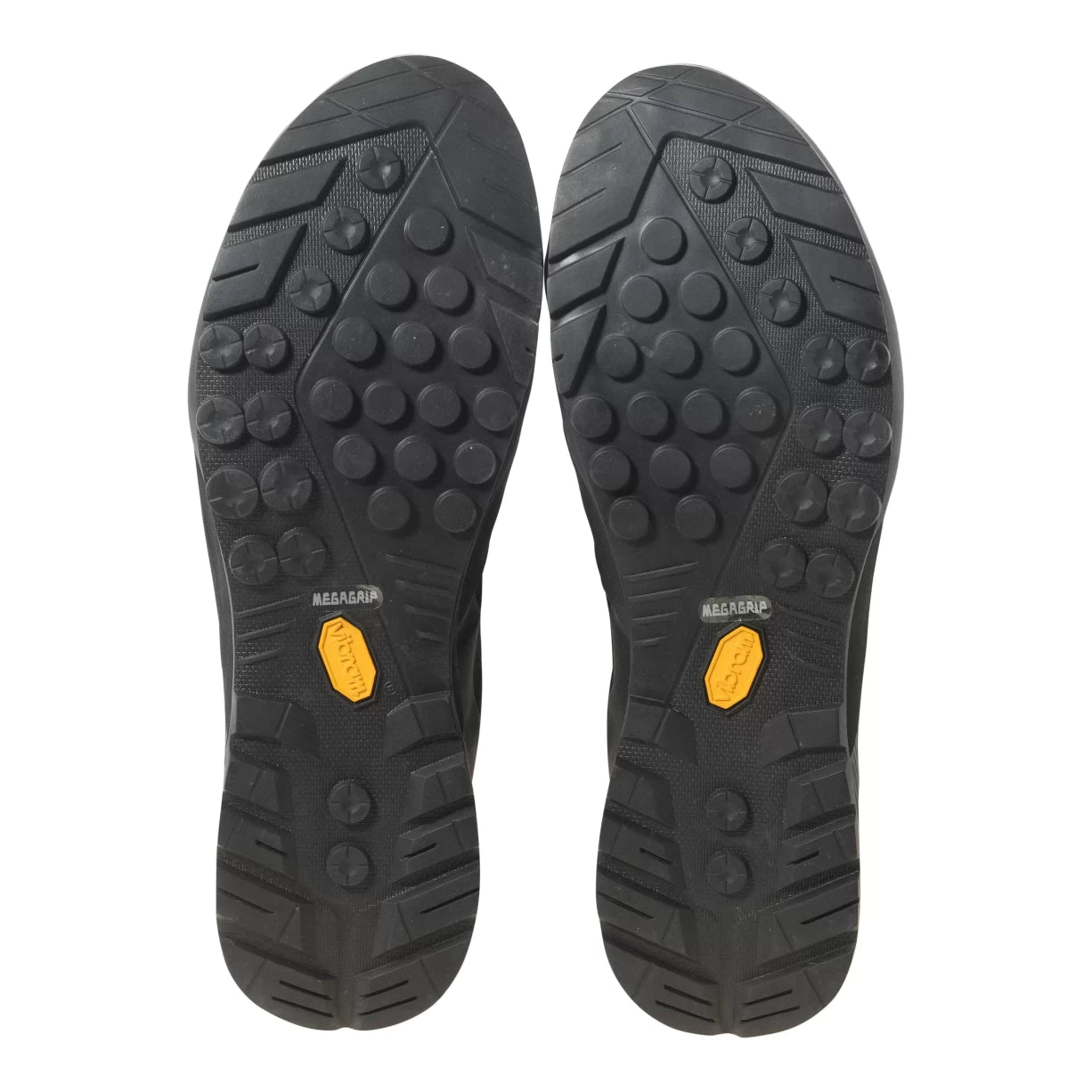44.0Black